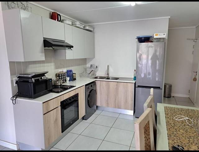2 BEDROOM PROPERTY TO RENT IN MOOIKLOOF